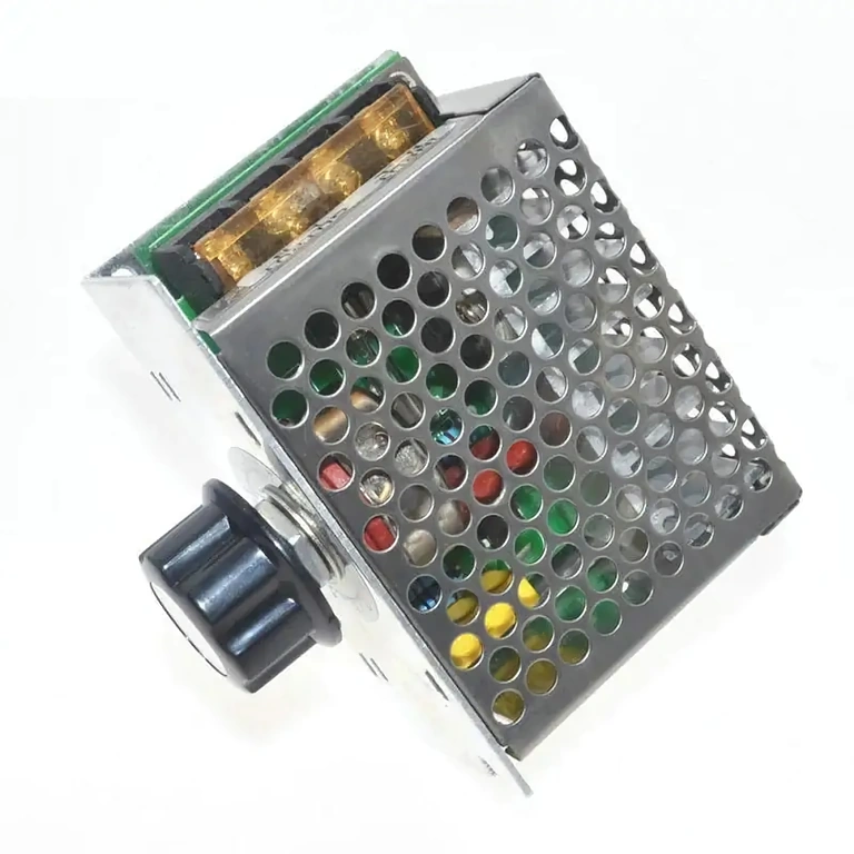 Vedere de sus a regulatorului de turație pentru scule electrice