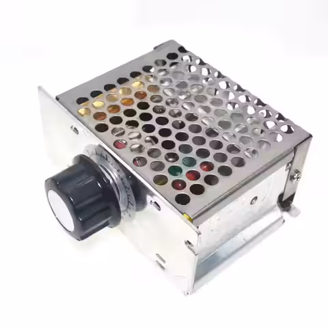 AC 220V spänningsvariatormodul sedd från sidan