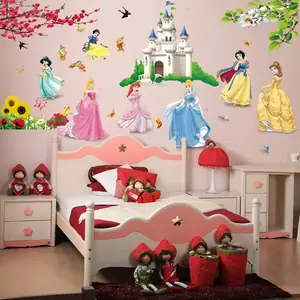 Stickere decorative cu personajele Disney pentru camera fetelor