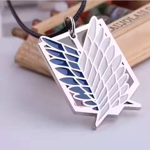 Animehalsband med silverhänge Attack on Titan