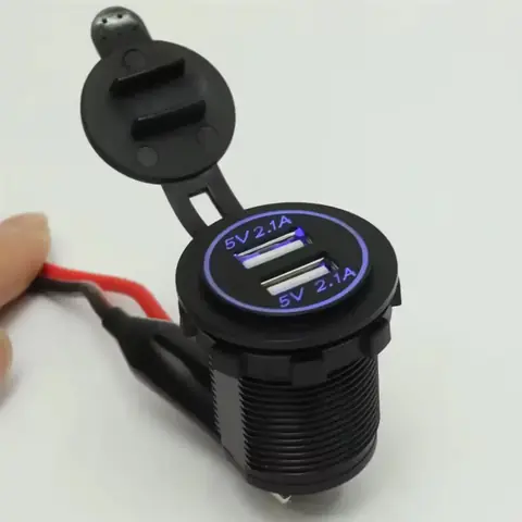 Zásuvka autozapalovače s USB dvojitou zástrčkou 12V 24V panelová nabíječka 2x 2,1A