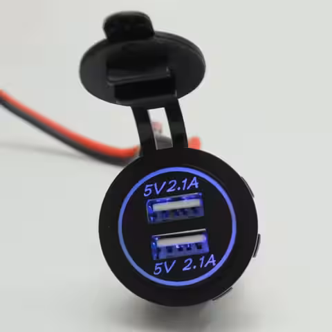 Aljzatok AUTO szivargyújtó USB dupla csatlakozóval 12V 24V töltőpanelre szerelés 2x 2.1A