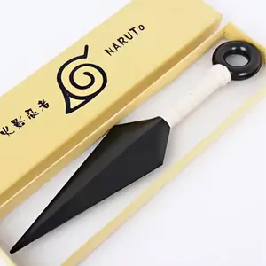 Kunai Naruto din plastic, ideal pentru fani anime și cosplay