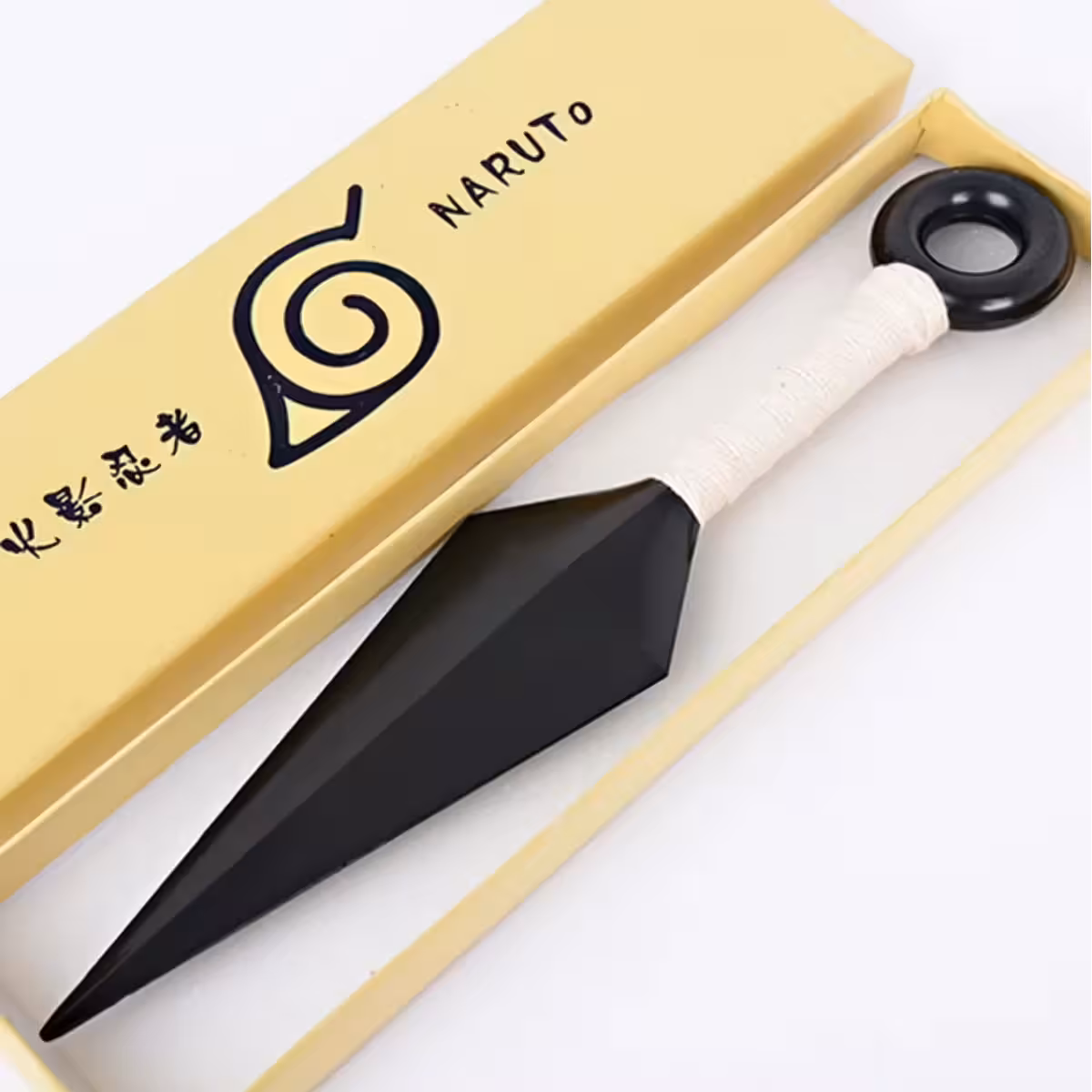 Kunai Naruto din plastic, ideal pentru fani anime și cosplay