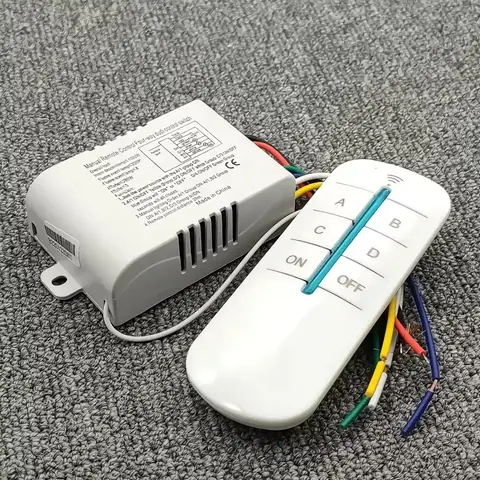 Comutator cu 4 canale pentru control lumini prin telecomandă