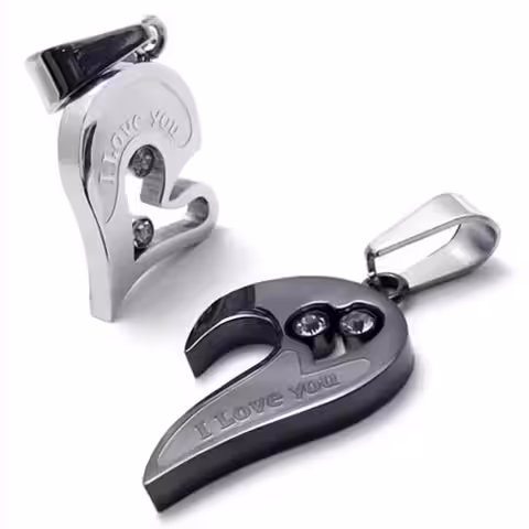 Två hjärthängen för förälskade par