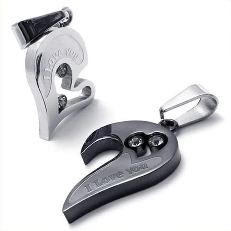 Două pandantive inimă pentru cupluri îndrăgostiți