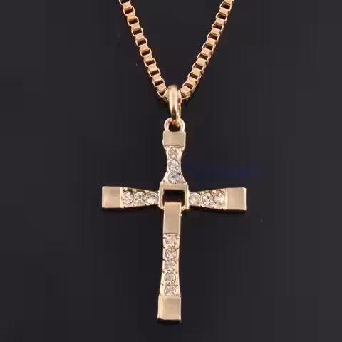 Guldhalsband med krucifix-hänge från Fast and Furious