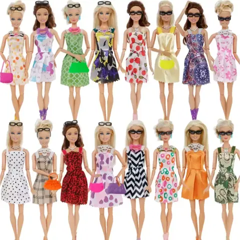 RUHÁZÁSI ruházat RUHÁK ruha CIPŐ babák TARTOZÉKOK Barbie baba