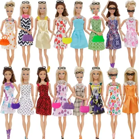 RUHÁZÁSI ruházat RUHÁK ruha CIPŐ babák TARTOZÉKOK Barbie baba