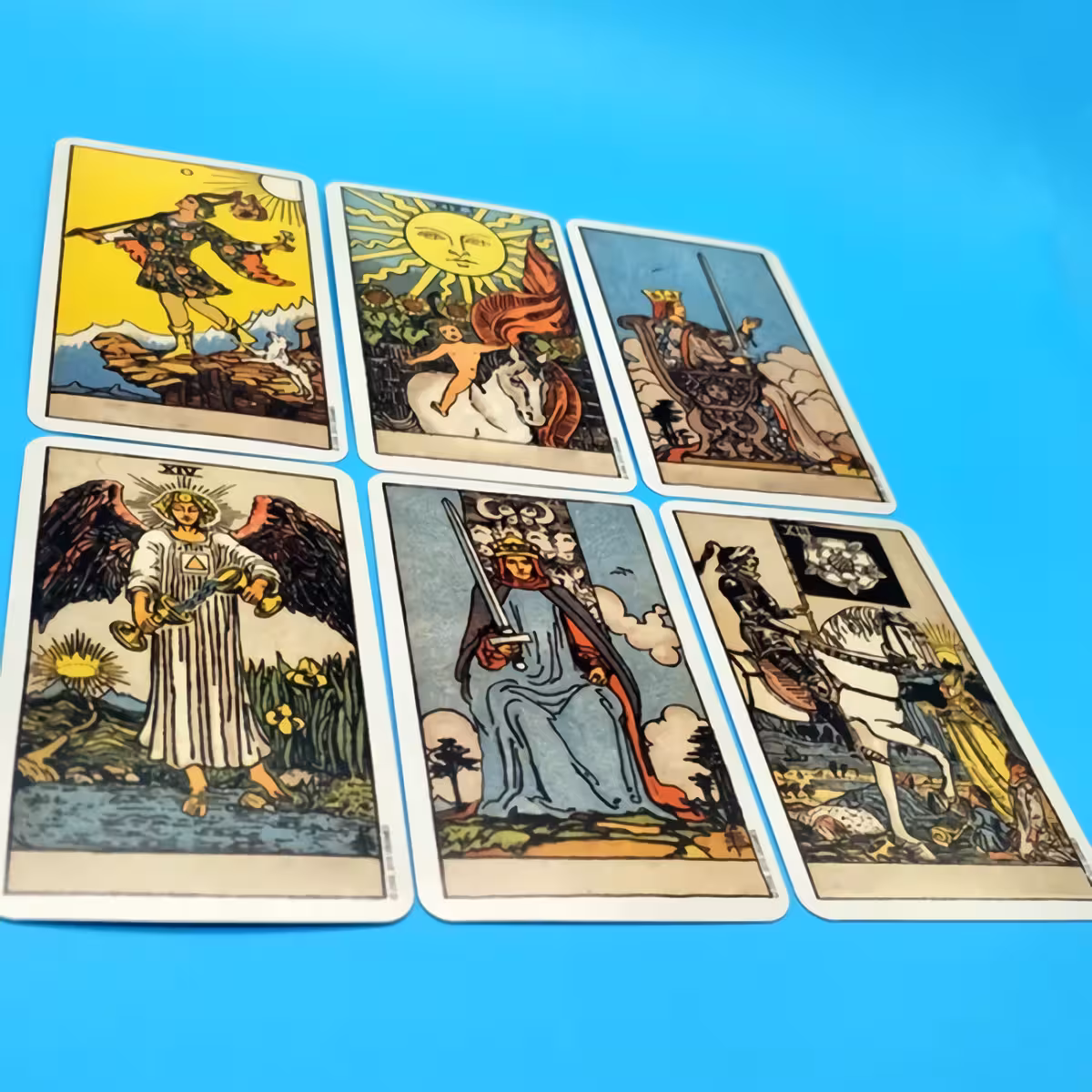 Cărți tarot Arcana Mare și Mică Arcanele Mari și Mici din setul de tarot pentru citire și interpretare