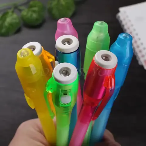 SADA 5 kusů: PERO s neviditelným inkoustem a UV LAMPOU