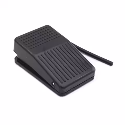 Comutator pedala cu funcție on/off pentru echipamente și aparate