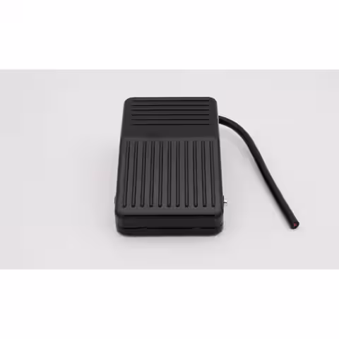 Întrerupător pedala pentru utilaje industriale Comutator electric pentru acționare cu piciorul – uz industrial