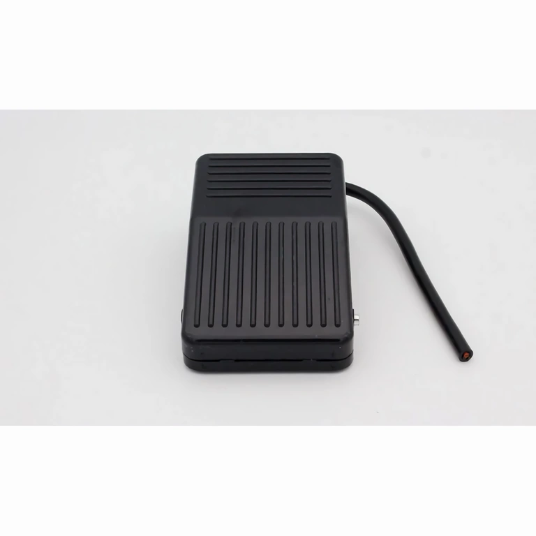 Întrerupător pedala pentru utilaje industriale Comutator electric pentru acționare cu piciorul – uz industrial