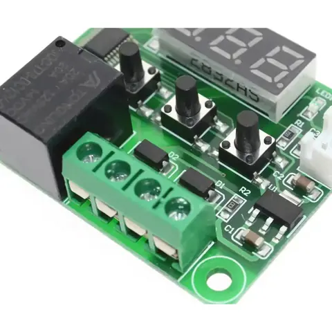 Univerzální digitální elektronický termostat 12V relé 20A s teplotní sondou NOVINKA W1209 lednice s přívěsem akvárium