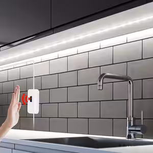 Bandă LED 3m cu senzor de mișcare ideală pentru mobila de bucătărie
