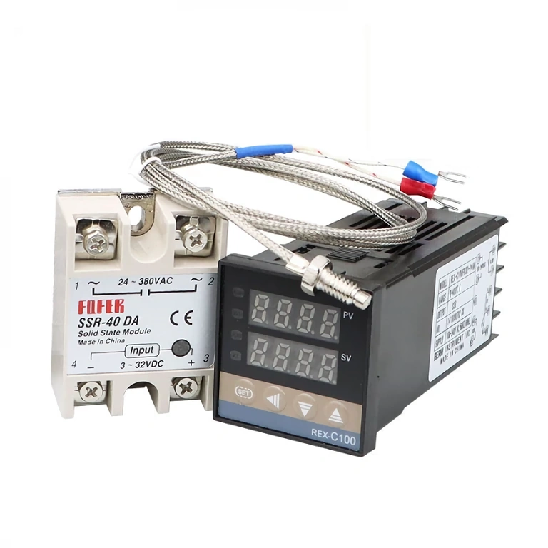 Termostat industrial REX C100 cu releu SSR și sondă Controler temperatură REX C100 pentru uz industrial cu sondă tip K și releu
