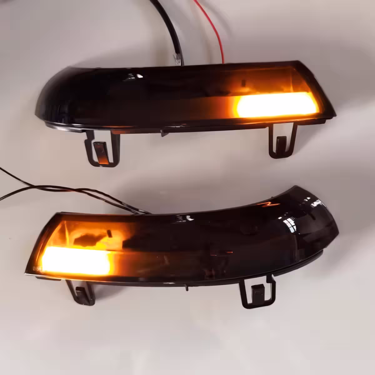 Semnalizator dinamic Golf 5/6 Oglindă retrovizoare cu LED secvențial compatibil Golf 5 și Golf 6 Plus
