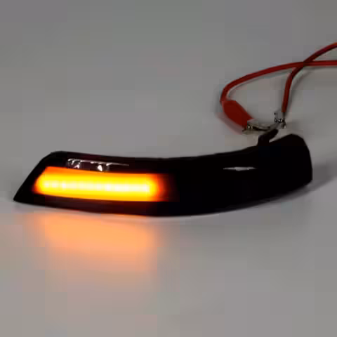 Kompletná sada bočného LED smerovky s dymovým dizajnom
