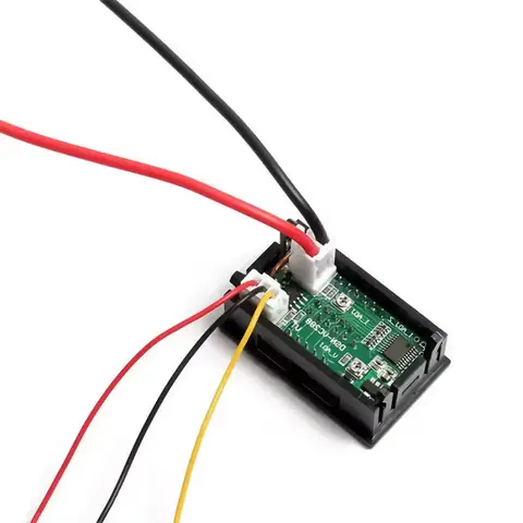 Dispozitiv electronic de panou pentru măsurarea curentului DC