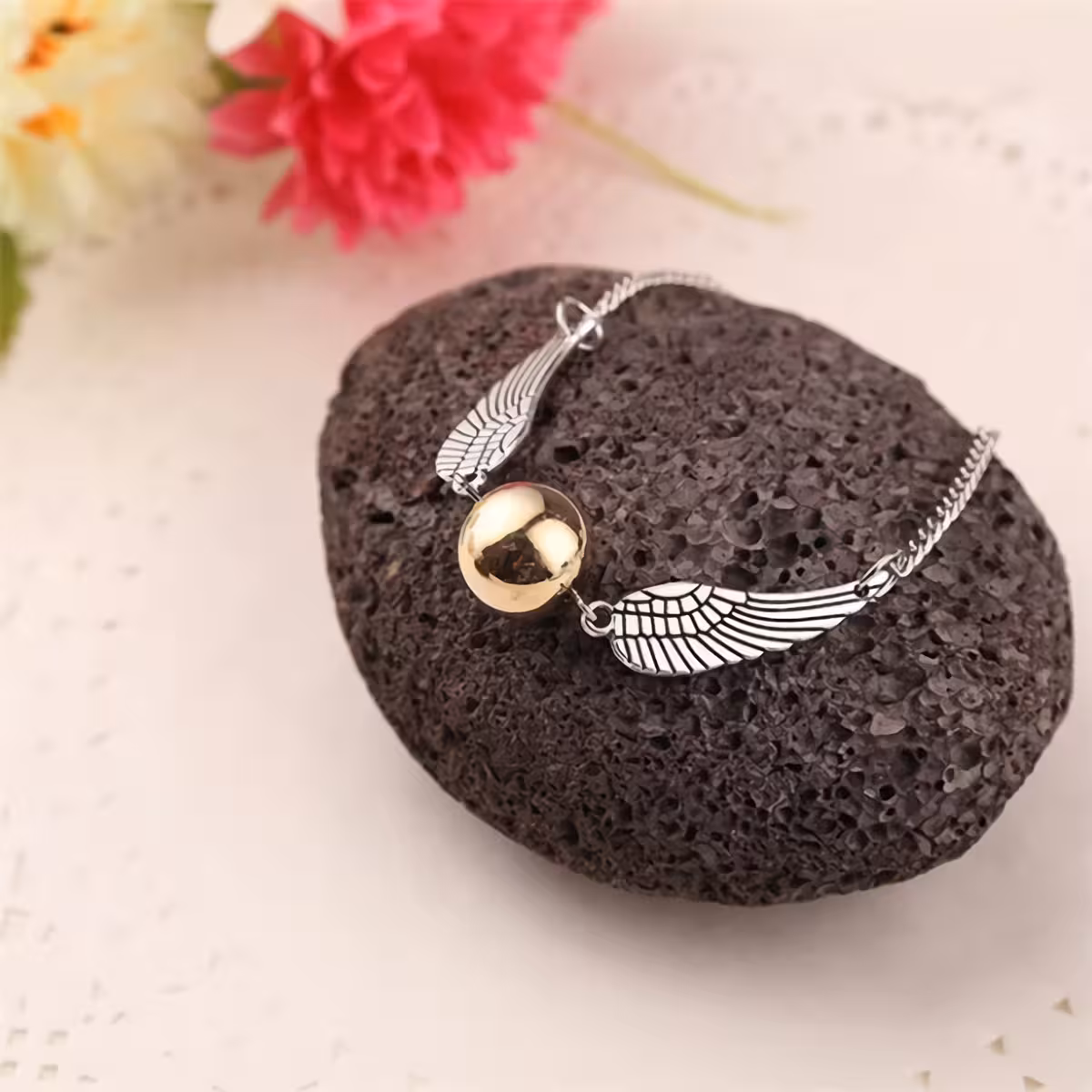 Brățară aurie Hollow Harry Potter Bijuterie aurie cu tematică din universul Harry Potter
