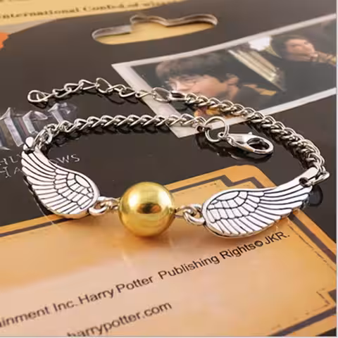 Brățară argintie cu Snitch magic Brățară argintie cu tematică de magie – Golden Snitch
