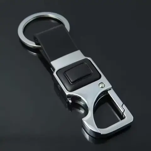 Breloc cadou din piele cu carabină, lanternă și inel pentru chei