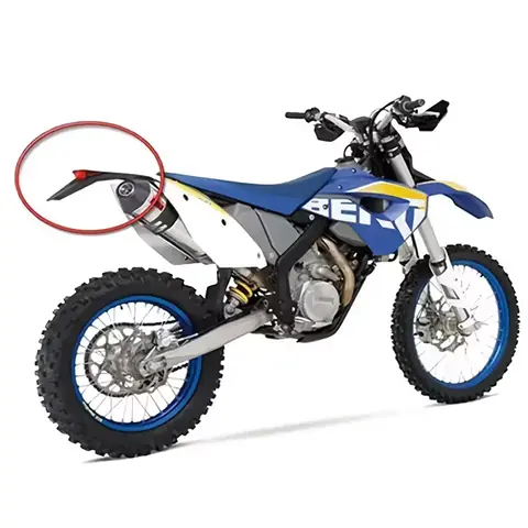 Aripă cu stop LED motocicletă Aripă spate cu lumină integrată pentru motociclete off-road