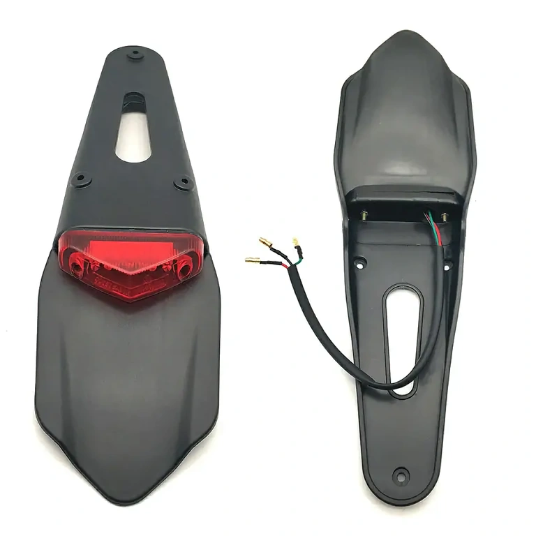 Kit complet aripă spate cu stop LED pentru motocicletă
