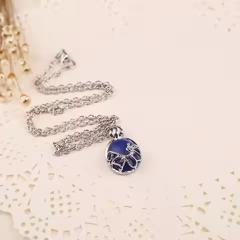 Bijuterie stil Vampire Diaries cu piatră albastră Lapis Lazuli și lanț elegant