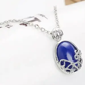 Colier inspirat din The Vampire Diaries cu piatră protectoare Lapis Lazuli
