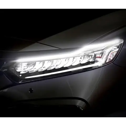 Banda LED auto cu efect de curgere pentru semnalizare dinamică