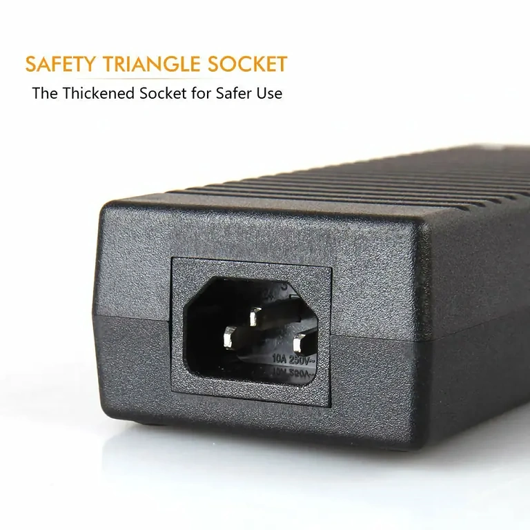 Napájecí adaptér 220V AC na 12V DC, 10A, pro auto a koloběžky