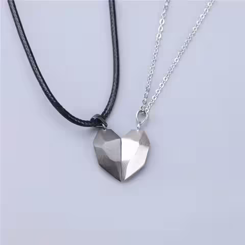 Kedjor med magnetiskt hjärta – perfekt present för honom och henne