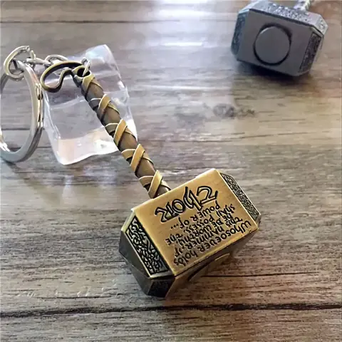 Breloc replică ciocan Thor – detalii fine, lungime 8 cm