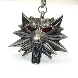 Medalion The Witcher cu ochi roșii, din aliaj de zinc, design lup iconic