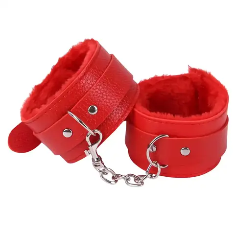 Cătușe BDSM cu lanț și puf moale roz Cătușe pufoase roz cu lanț, accesorii erotice pentru cupluri
