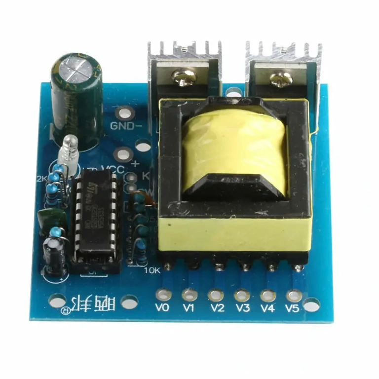 Convertor de tensiune AC pentru utilizare în proiecte electronice hobby