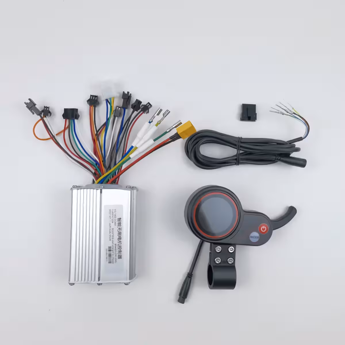Unitate de control și display 48V trotineta electrică Unitate de control cu ecran digital pentru trotinete 48V