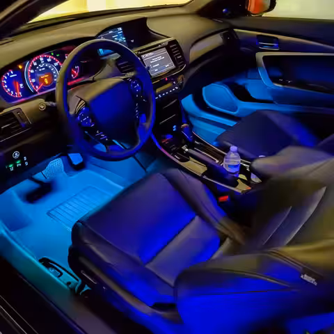 Flexibel LED-remsa för bilens interiörbelysning