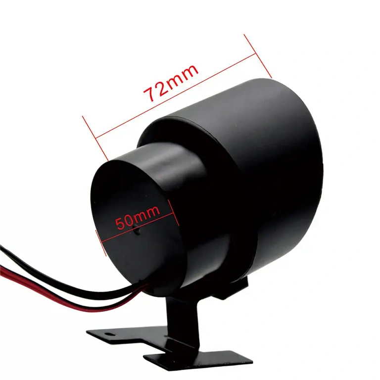 Teplotní senzor vody s digitálními hodinami a voltmetrem Senzor s digitálními hodinami a voltmetrem pro sledování teploty vody a baterie ve vozidlech