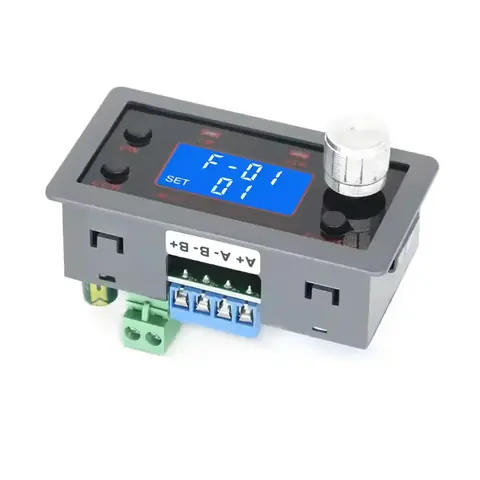 Driver compact pentru controlul motoarelor pas cu pas de tip Nema 17