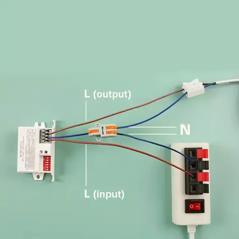 Schema de conectare senzor crepuscular Schema de montaj electric pentru senzorul cu 3 fire: fază, nul și ieșire către lampă
