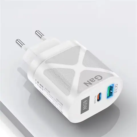 Încărcător USB-C alb cu două porturi pentru încărcare rapidă 65W