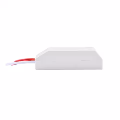 Kompaktný transformátor na konverziu napätia 230V na 12V AC