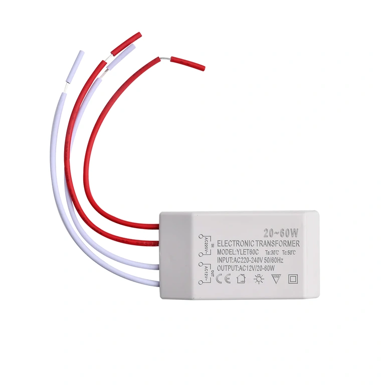 Трансформатор за захранване на халогенни крушки 12V