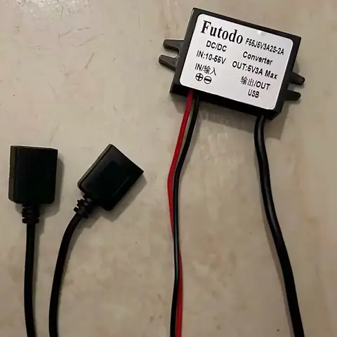 Modul step down převodníku napětí 12V 24V 36V 48V na 5V 3A USB transformátor DC-DC auto nabíječka