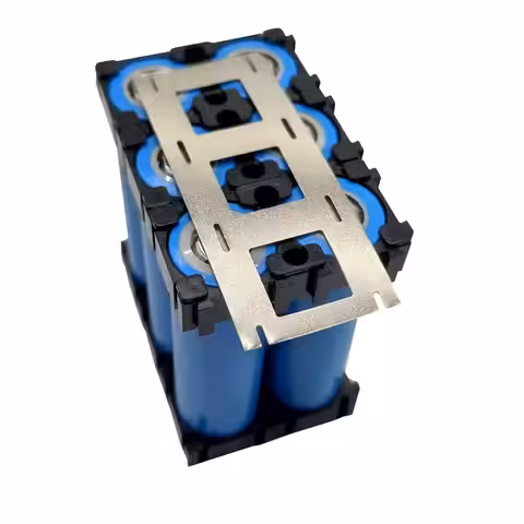 Nickelband applicerat på 18650-celler