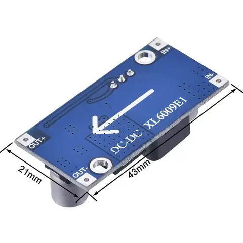 Imagine din spate cu modulul de alimentare XL6009, văzut dintr-un unghi diferit